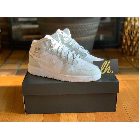 Size 7y Air Jordan 1 Mid "Grey Camo" - Picture 4 of 5